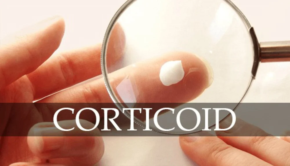 Nhiễm Corticoid gây teo da, tăng tiết nhờn, viêm da mất nước, viêm da kích thích, viêm da giãn mạch, viêm da phồng rộp